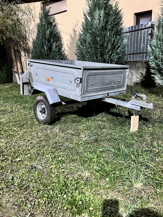 Remorca indespension