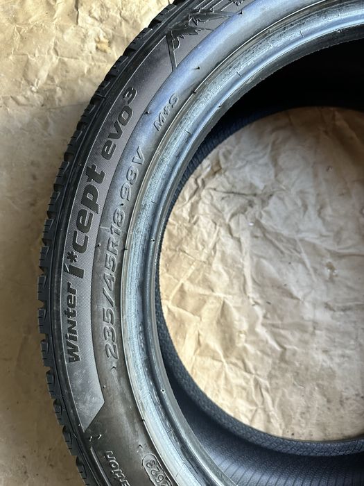 235/45 R18 Hankook Winter i Cept evo 3 DOT 2623