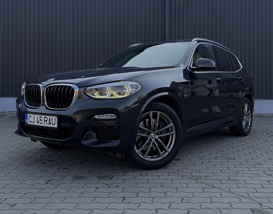 BMW X3 M-Packet/ Ventilatie/ Panoramic/ Camera 360/ LED/ Distronic