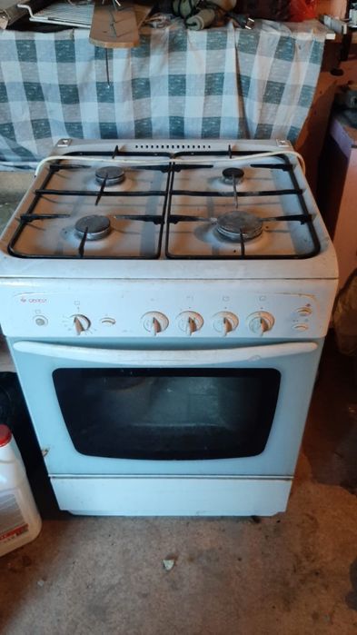 Продам газ плиты рабочи