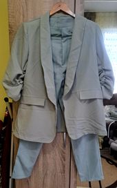 Дамски костюм сако и понталон