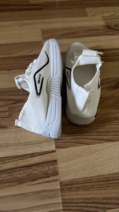 Adidasi usori de jogging