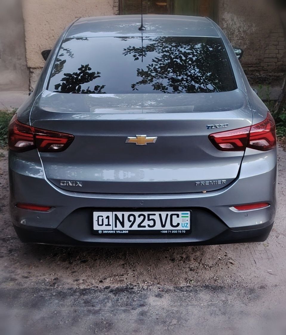 Продаётся Onix Premier 2+ (1,2 Turbo AT) T