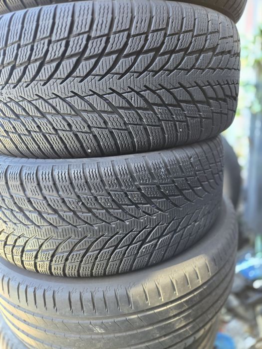 4бр. 225 50 17 Nokian зимни.