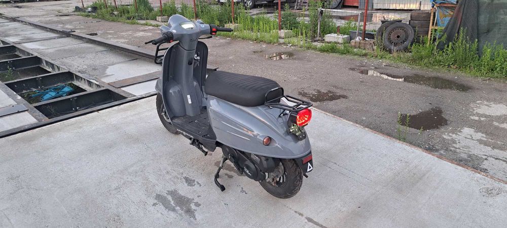 Scuter FARA permis, Alpha Motors / Ca nou / Carte RAR / 25 km/h