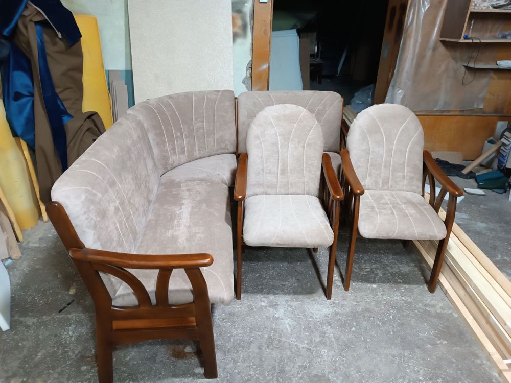 Реставрация мягкий мебель и стулья