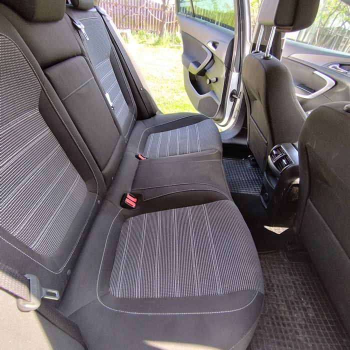 Opel Insignia Sports Tourer SW 2010 cu trapa si panoramic