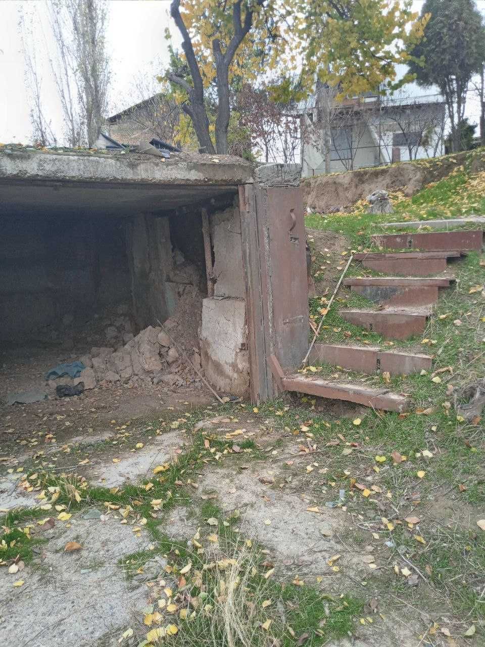 Dacha sotiladi Nazarbeda ili obmen moshinaga