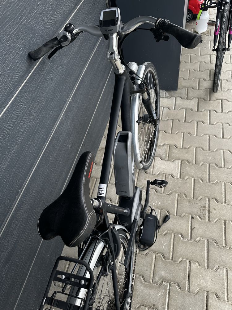 Електрически велосипед Raleigh Bosch 28 цола 1x10