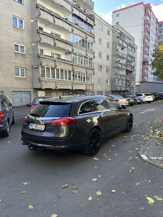 Vand/Schimb Opel Insignia SPORTS TOURER 4x4 OPC LINE 2.0 163cp