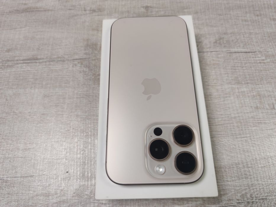 Apple iPhone 16 Pro 256GB Desert Titanium 95% Батерия! Гаранция!