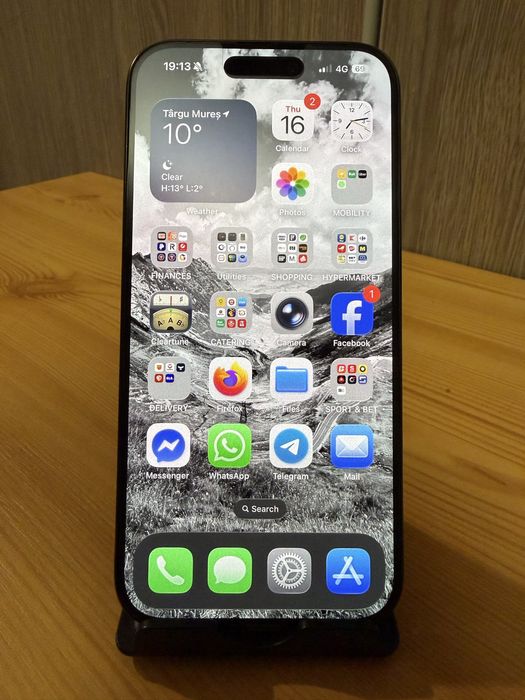 Apple iPhone 15 Pro 256GB Black Titanium + husa Spigen CADOU