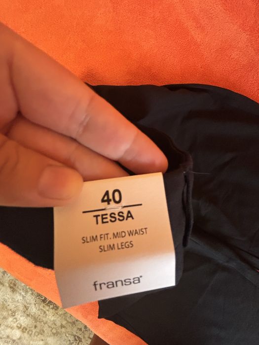 Pantaloni dama Fransa