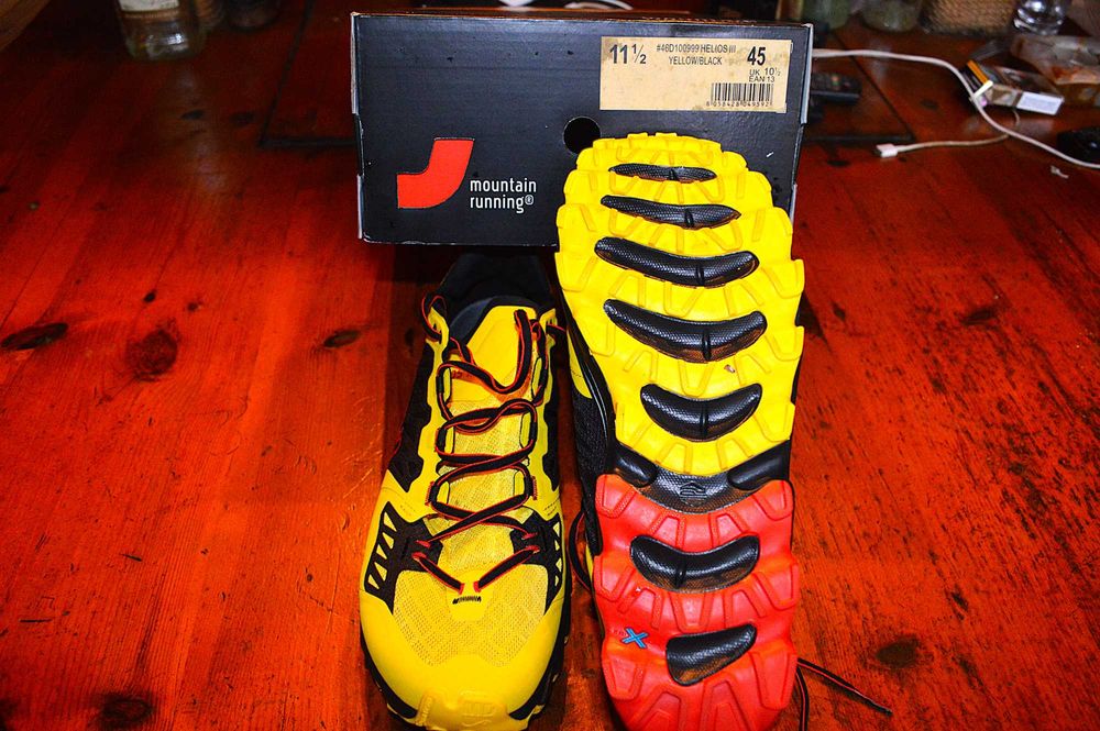 La Sportiva Helios III Yellow/Black