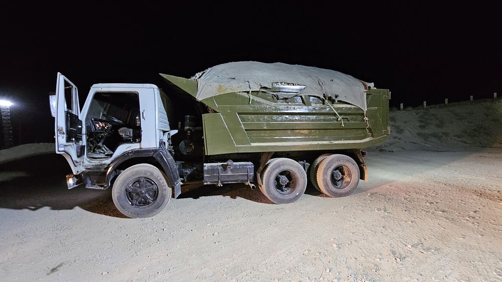 Камаз сотилади холати яхши ишлаб турган мошина