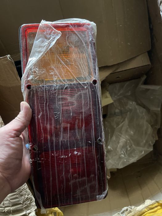 Фонарь задний HOWO T5G ) левый, правый