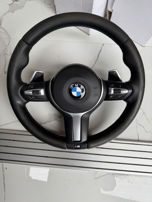 Volan M pachet cu padele original LCI BMW F10 F11 F07 F01 F02 F06