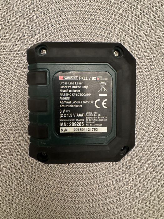 Продавам лазерен нивелир с кръстосани линии Парксайд