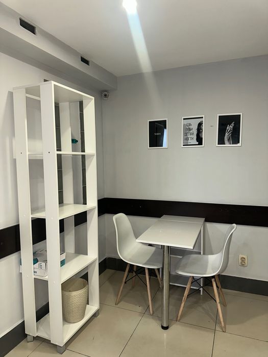 Сдам маникюрный столик в аренде