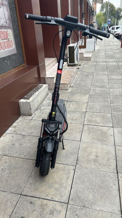SEGWAY Kick Scooter ZT3 PRO