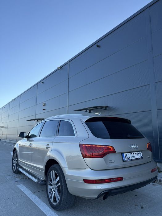 AUDI Q7 / facelift / full led / 3.0d / E5 /Km Reali / Fără Daune !