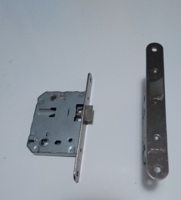 Broaste de usa intrare ap