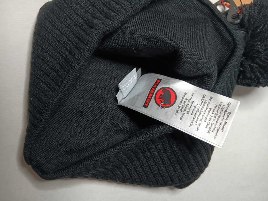 Fes caciula Mammut Nou ,nepurtat  Original