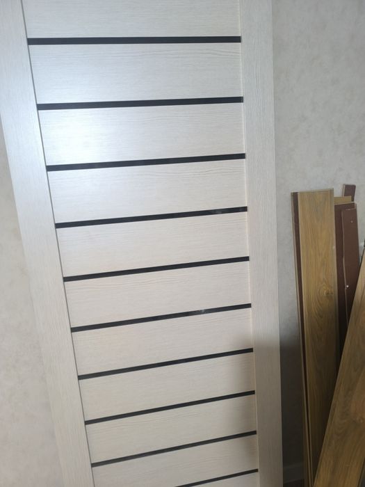 Продам новую дверь