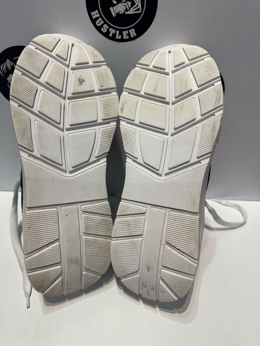 Сникърси BURBERRY.Номер 39