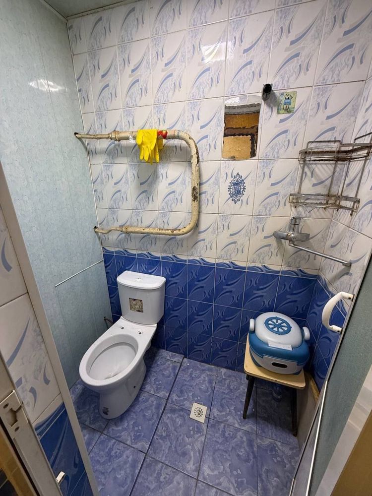 Продается 1 комнатная квартира кирпич Юнусабад Бадамзар