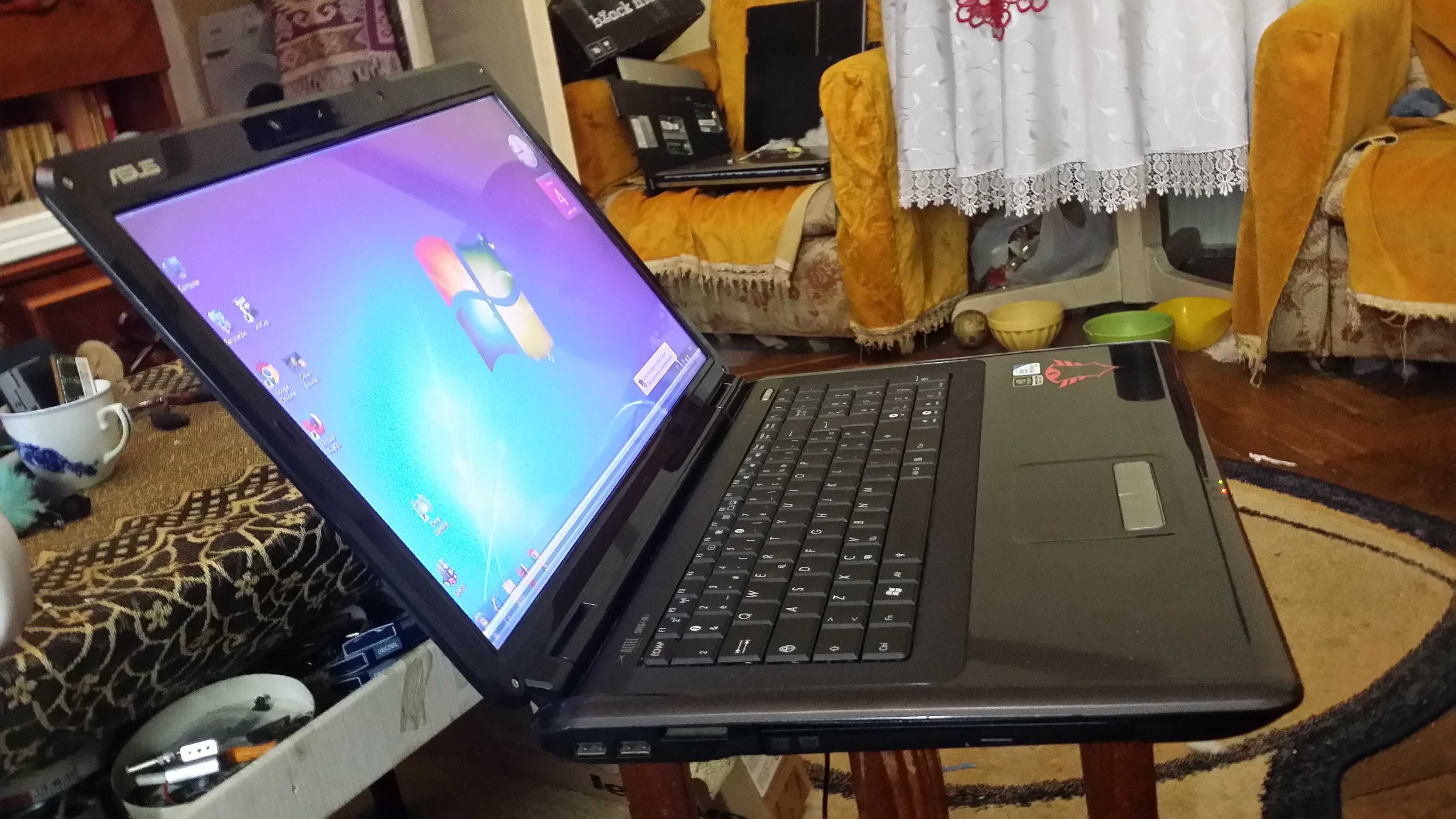 Vanzari laptop,repar sau  instalez profesional orice Windows,ieftin