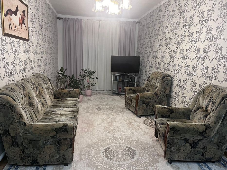 Мягкий уголок для зала или гостиной