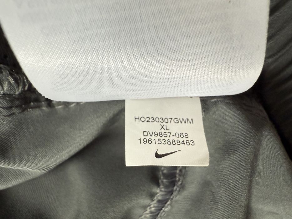 Pantaloni Scurti NIKE Gri Sport Barbati | Marime XL