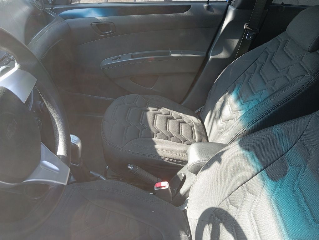 2013 yil Spark 3 poz