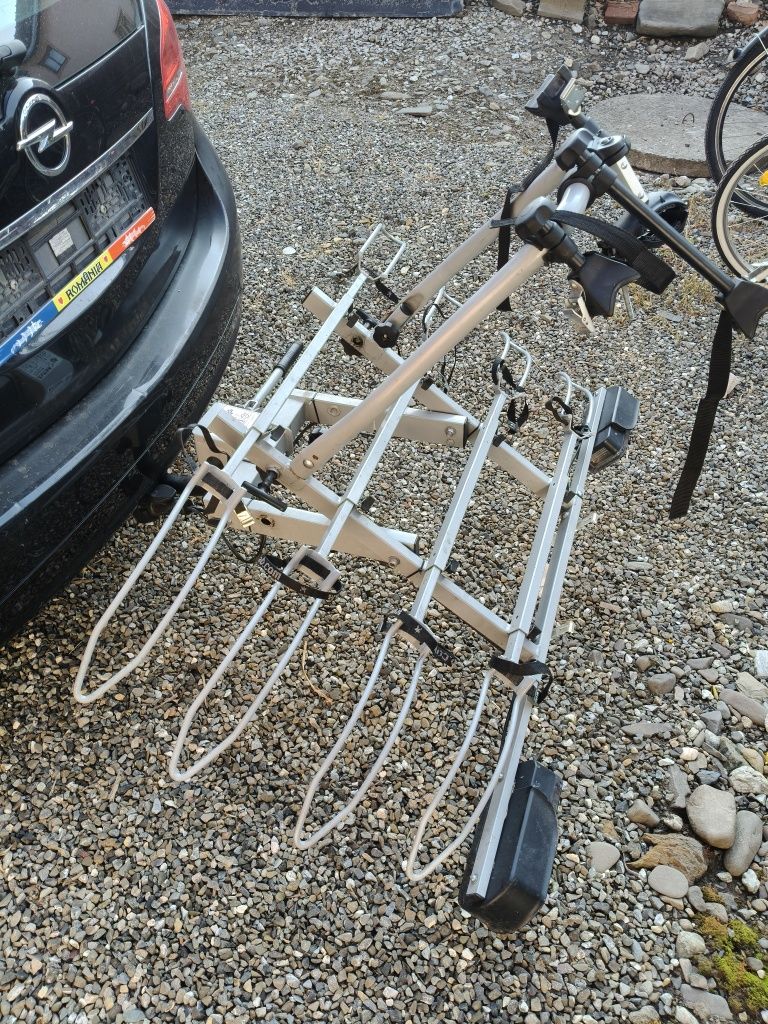 Suport pentru 4 biciclete
