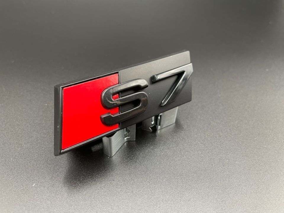 Emblema grila Audi S3 S4 S5 S6 S7 S8 Negru
