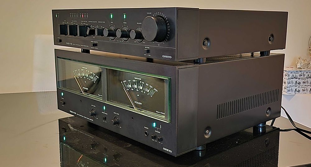 Set amplificator Onkyo M506 si preamplificator Onkyo P306