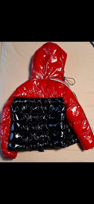 Geaca Moncler 2-3 ani