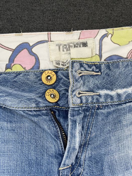 Pantaloni scurti Zara