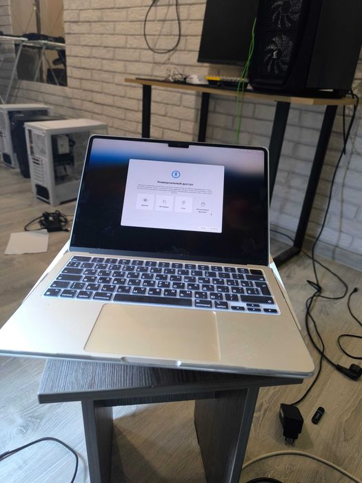 100% акб MacBook m2 в идеале, макбук м 2