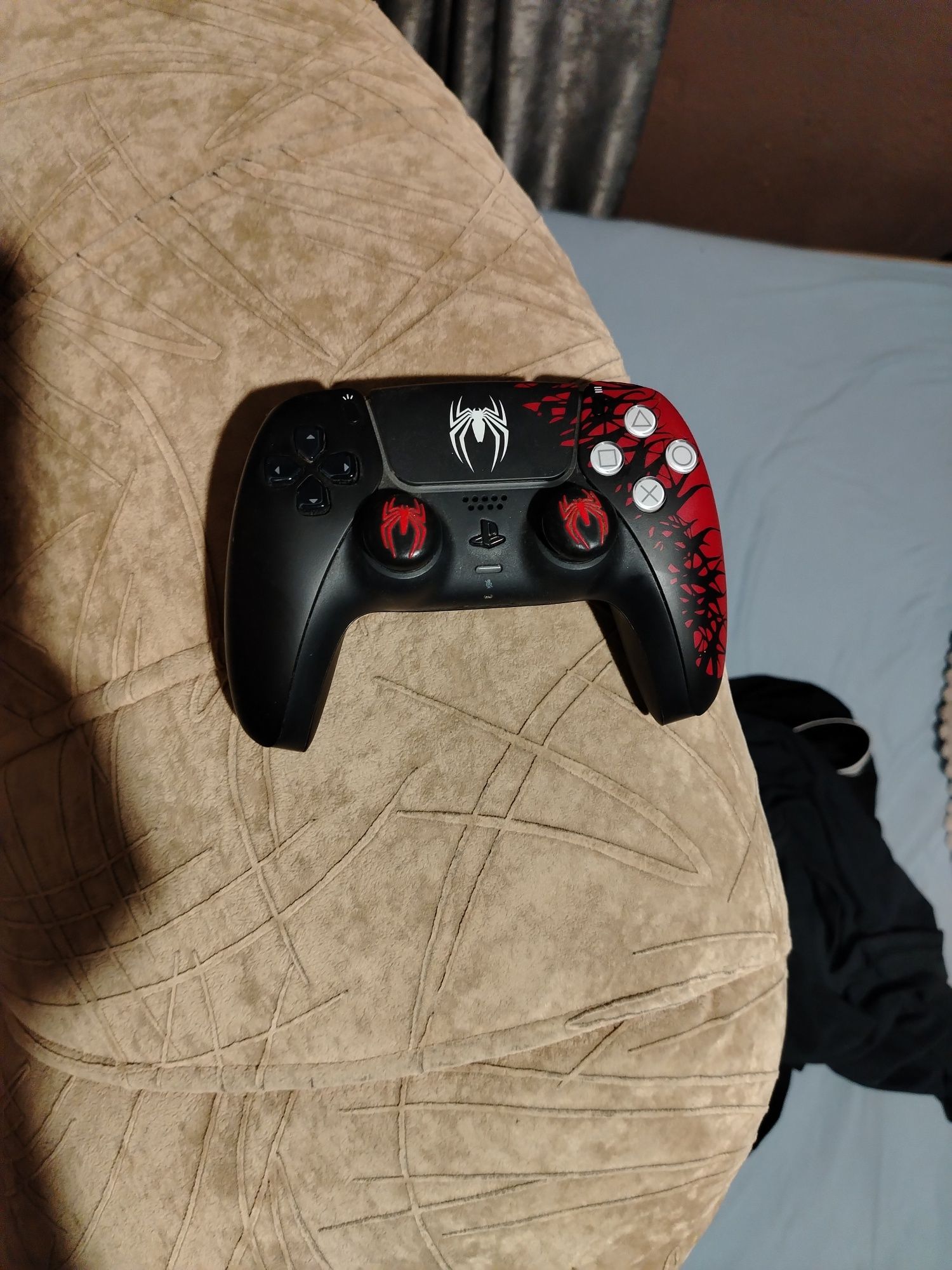Dual sense spider man 2 edition