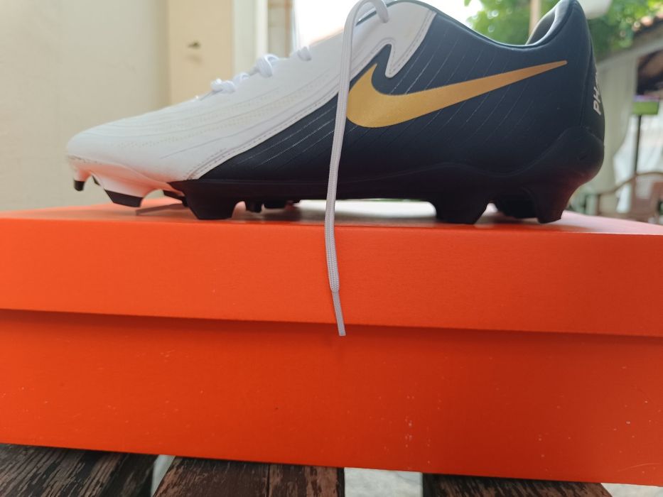 Футболни обувки Nike Phantom GX II, 47 номер