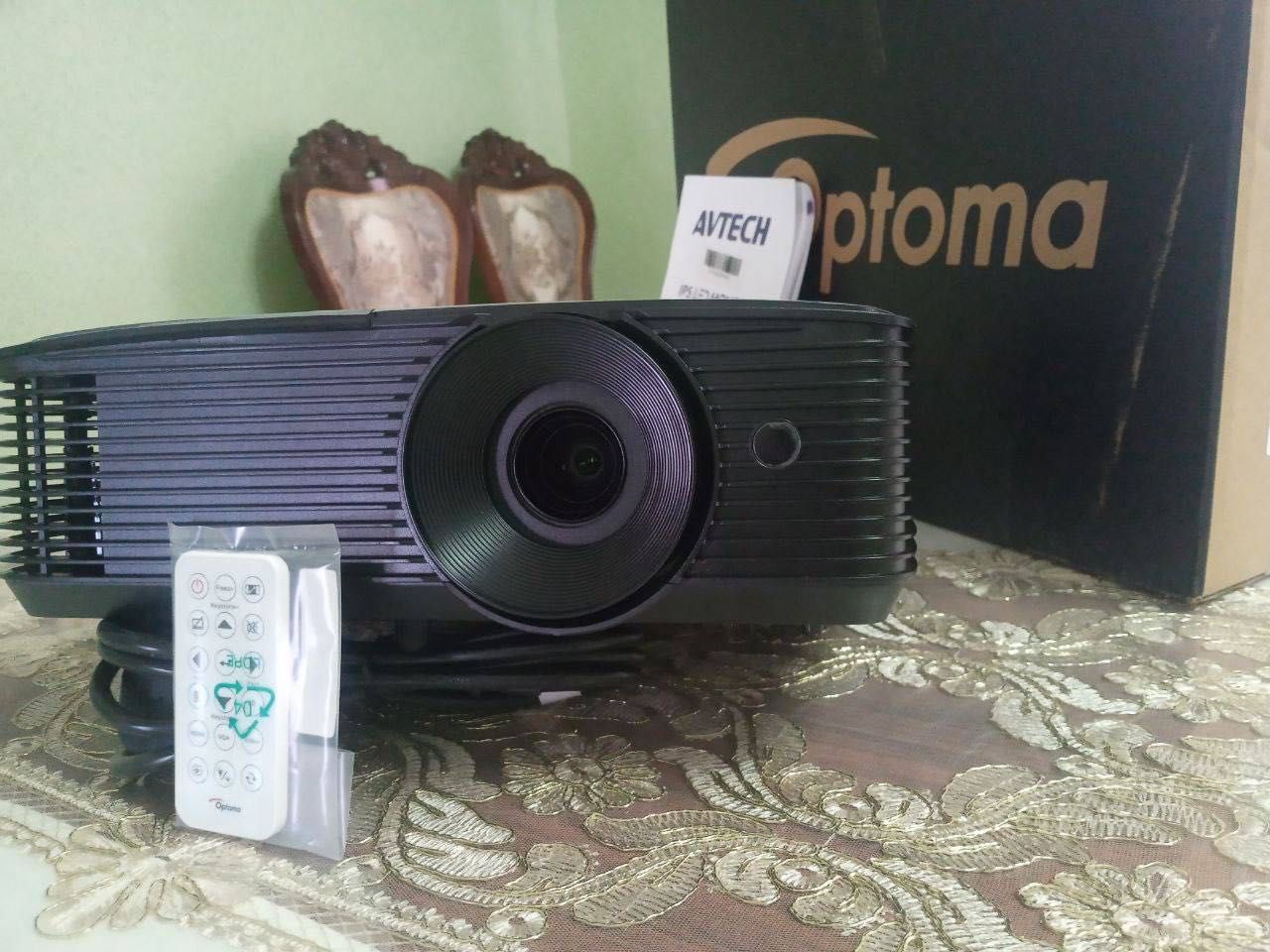 Optomo projektor S334e