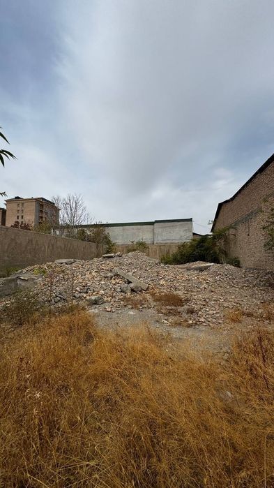 Продается Дом Участок  Вдоль дороги  18  соток  ул.Советская