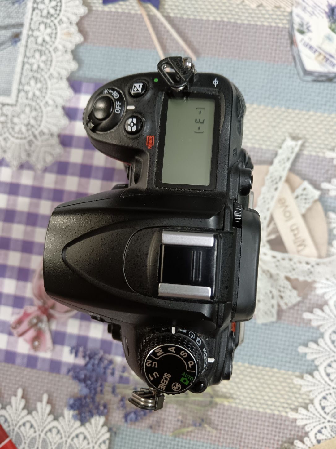 Продавам Nikon D7000