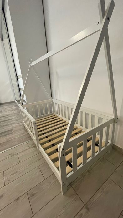 Patut copii montesori stil casuta