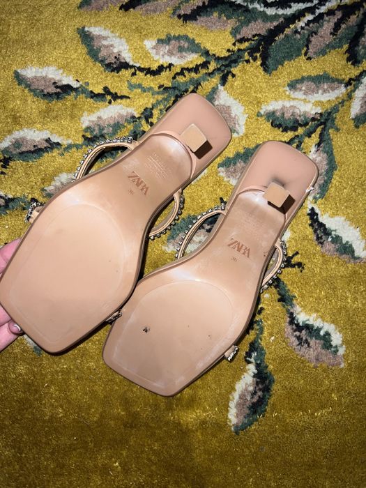 Sandale Zara noi