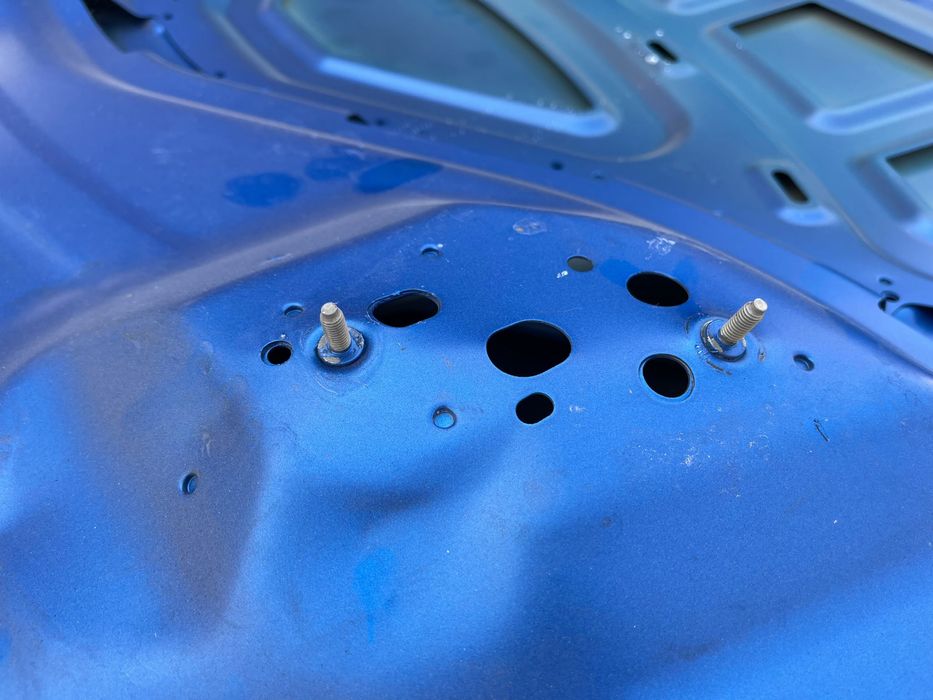 Vand capota Lamborghini Urus