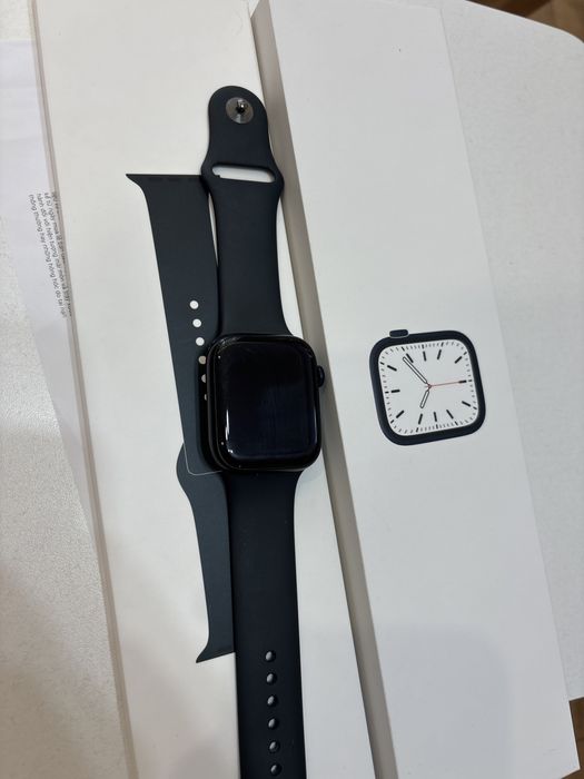 Продаю  apple watch серии SE 44mm