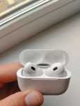 Продаю AirPods Pro